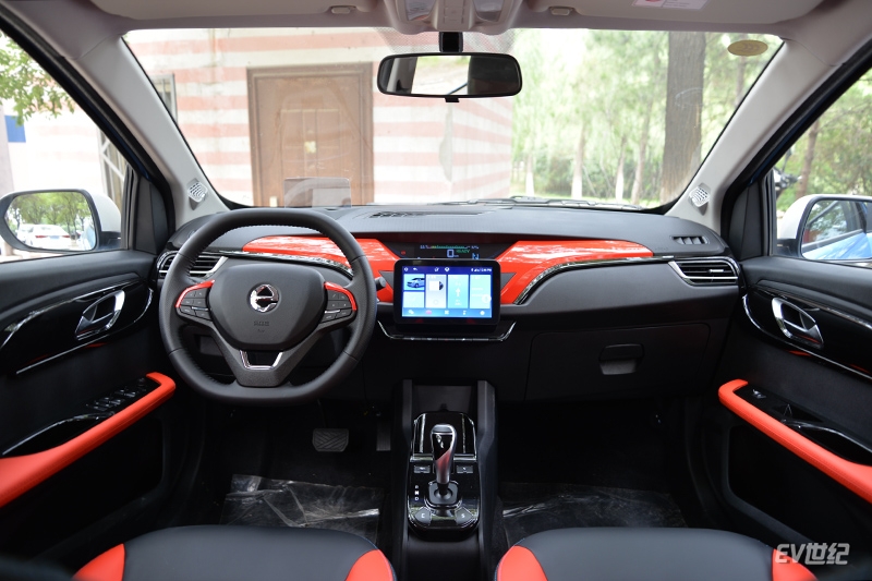 江铃易至ev3首秀,江铃易至ev3新能源