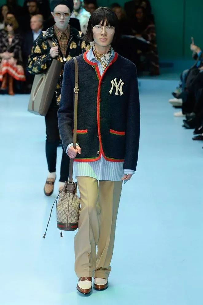 「人间GUCCI」那么多|咋就他被官方盖章了？