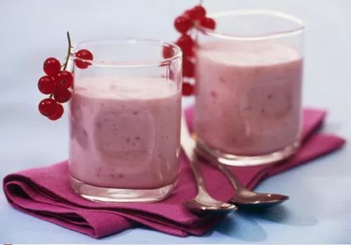 气温骤降提醒人注意抗寒,气温骤降请注意保重身体