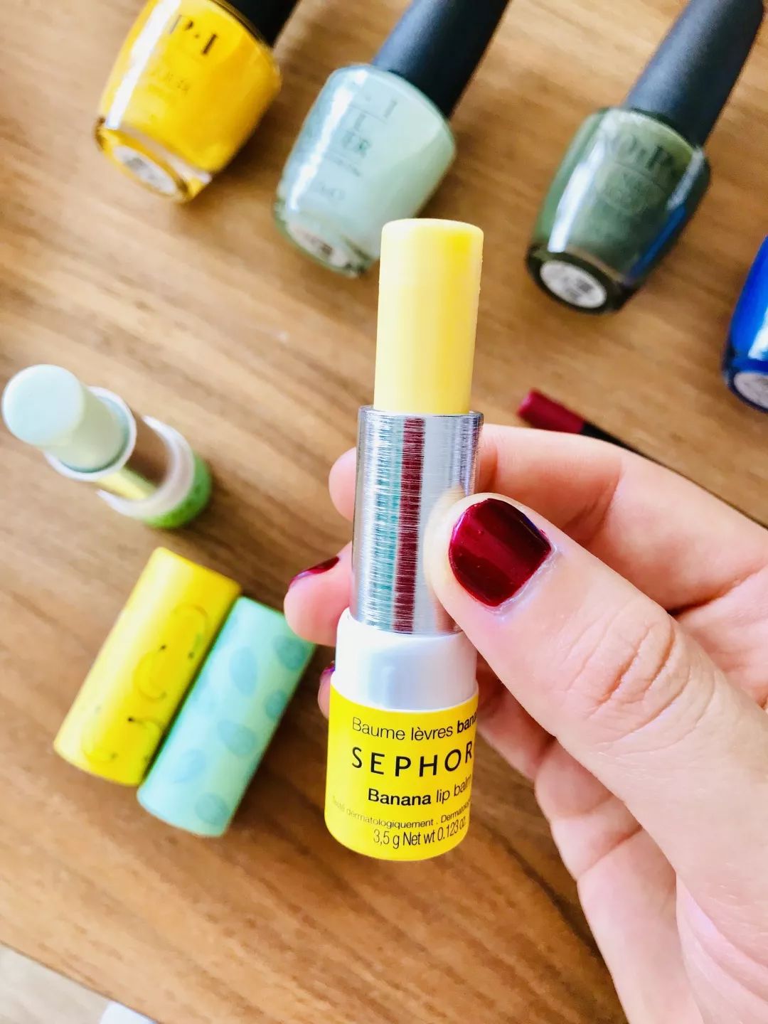 为祖国涂上喜欢的颜色,为青春涂抹美丽的中国红