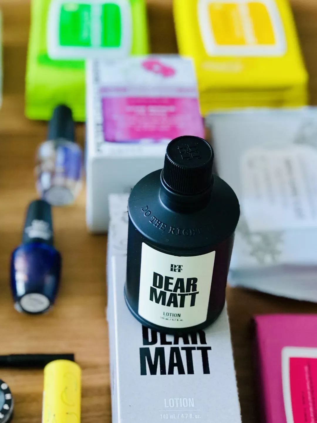 为祖国涂上喜欢的颜色,为青春涂抹美丽的中国红