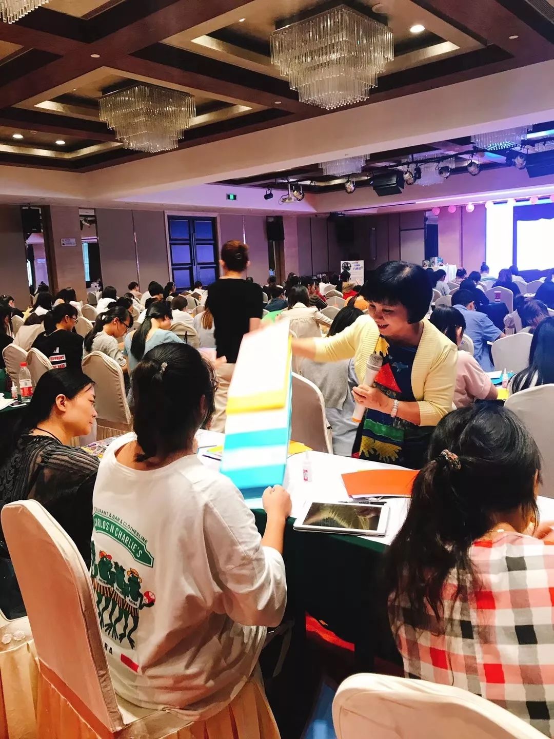 花婆婆活动,花婆婆方素珍近况