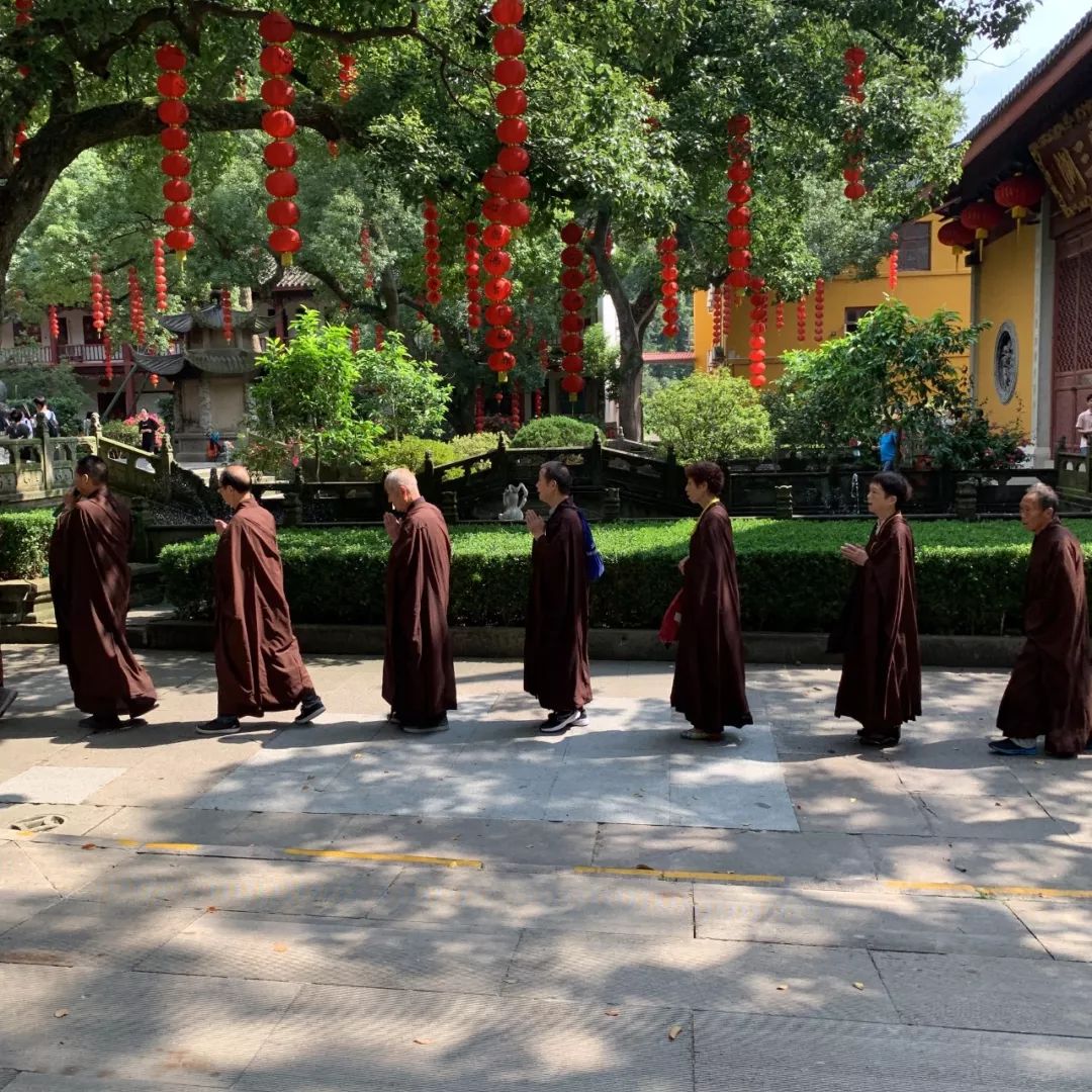 只有7天假期要回老家吗,放假不在家真的是浪费假期啊