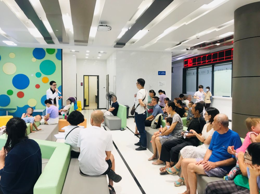 五十多岁牙周炎牙齿掉光怎么办 (26岁牙周炎牙齿掉光)