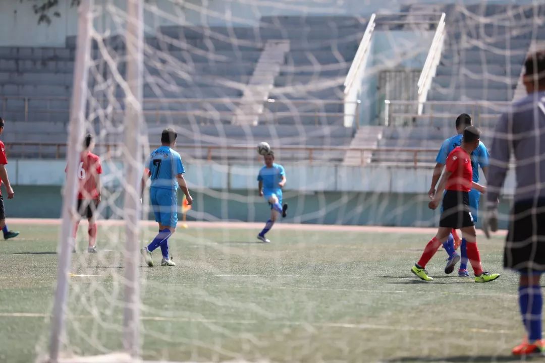 足球赛依旧精彩,今日足球比赛所有赛程表最新