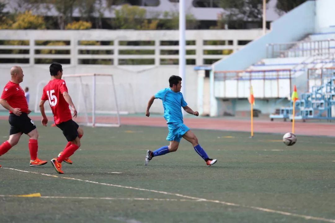 足球赛依旧精彩,今日足球比赛所有赛程表最新