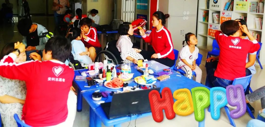 新时代文明实践在武清|瓷娃娃们的“美妆进化论”