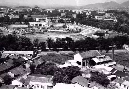 特别策划•我家的相册⑨：当代雷锋“魁叔”