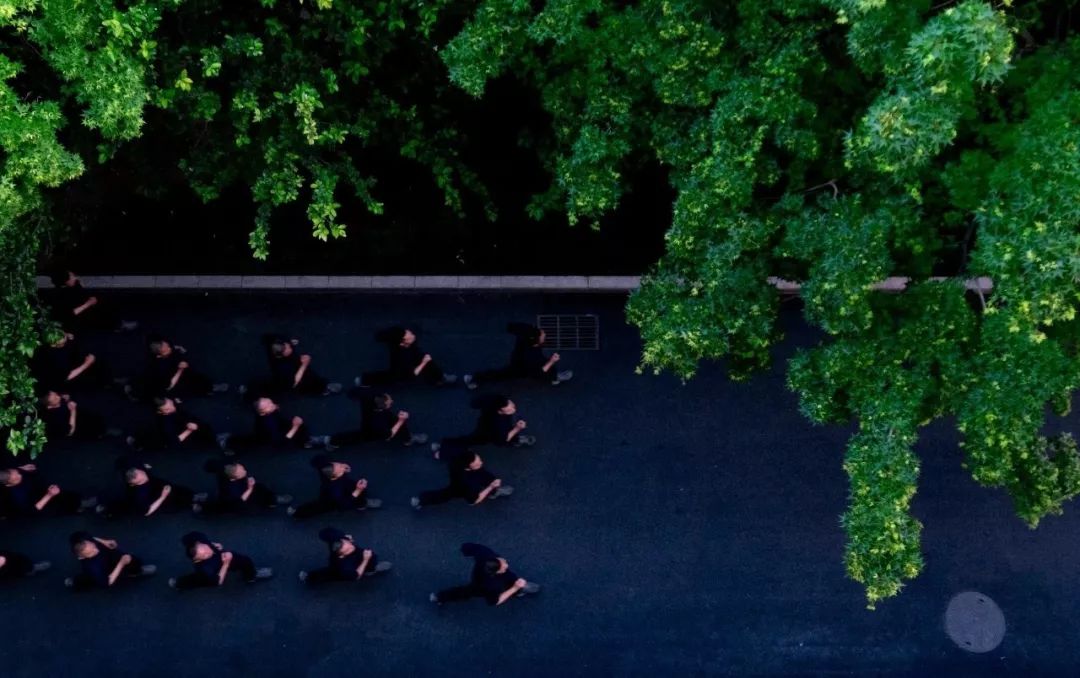 军医在线|多饮水、勤排尿,远离尿路感染没烦恼