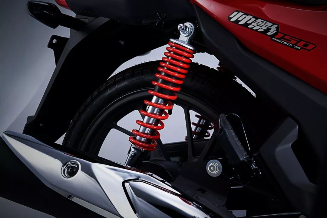 本田帅影150和飞致150对比,本田雄帅150和帅影150区别