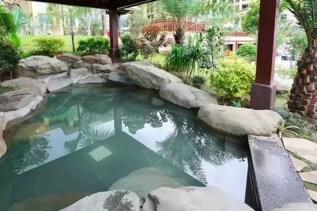 广东天露山温泉是真温泉吗,降温了又到了泡温泉的季节