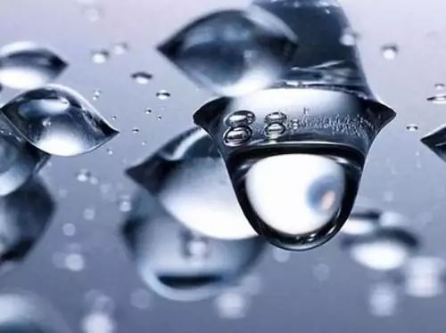 这款急救弹性蛋白贴,每天一片赶走干纹,还你天鹅美颈