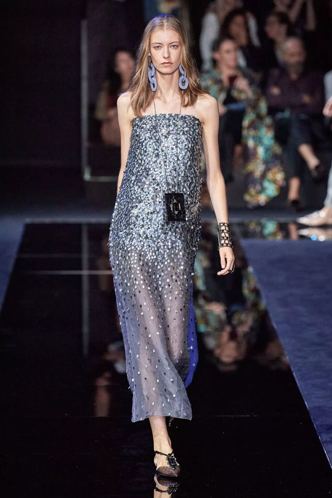 锁定每一个精彩时刻,锁定这8场秀就能包揽全年爆款