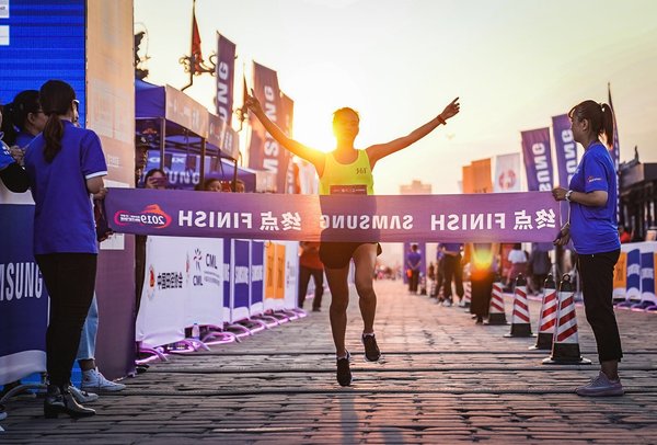 361度赞助申花,361跑者赞助