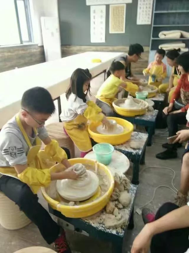 瞒不住了！平湖这家老牌机构福利炸街！大家都去了