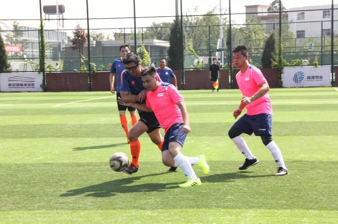 这两天西安奥体中心什么活动,西安陆港运动公园足球比赛
