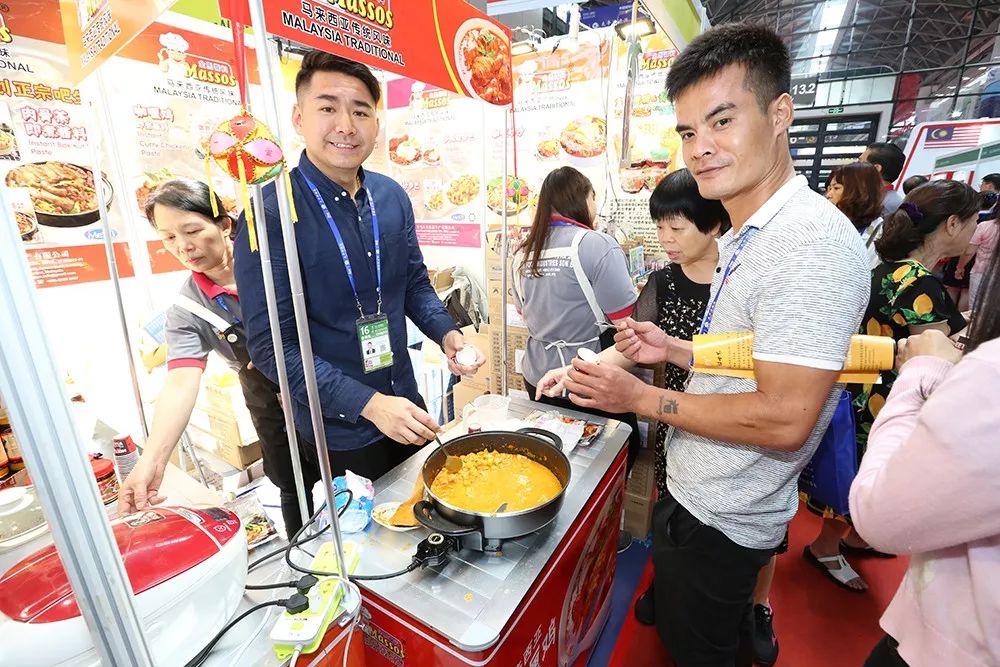 看！好多小姐姐小哥哥在东盟“魅力之城”欢歌热舞！还有开放日最全攻略哦