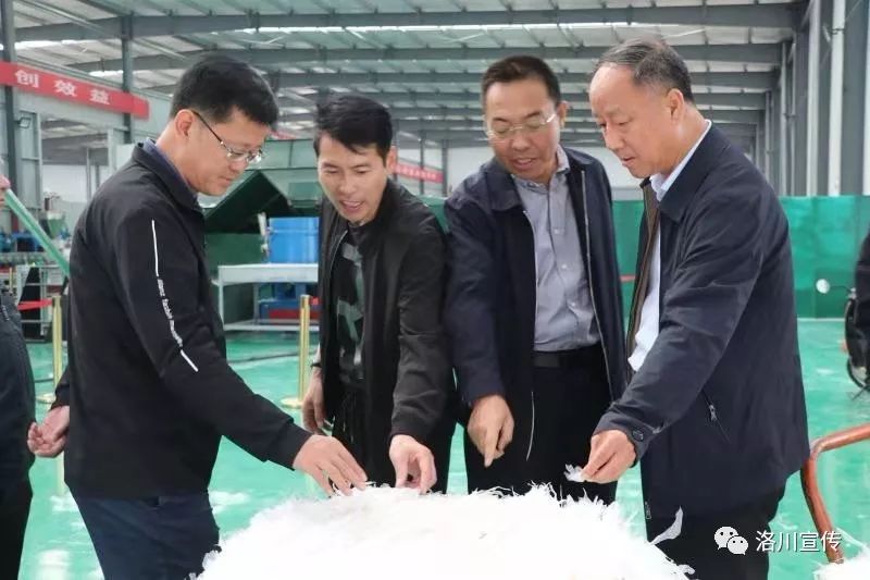 县领导调研工业园区基础设施建设,县长调研重点工业项目