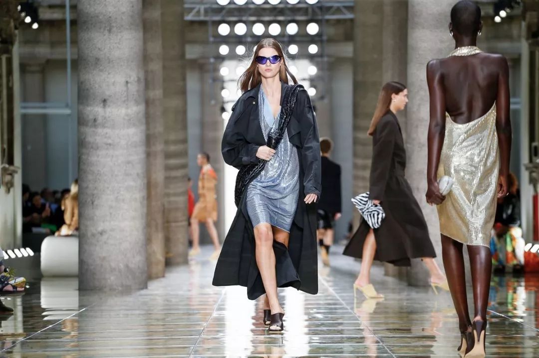 锁定每一个精彩时刻,锁定这8场秀就能包揽全年爆款