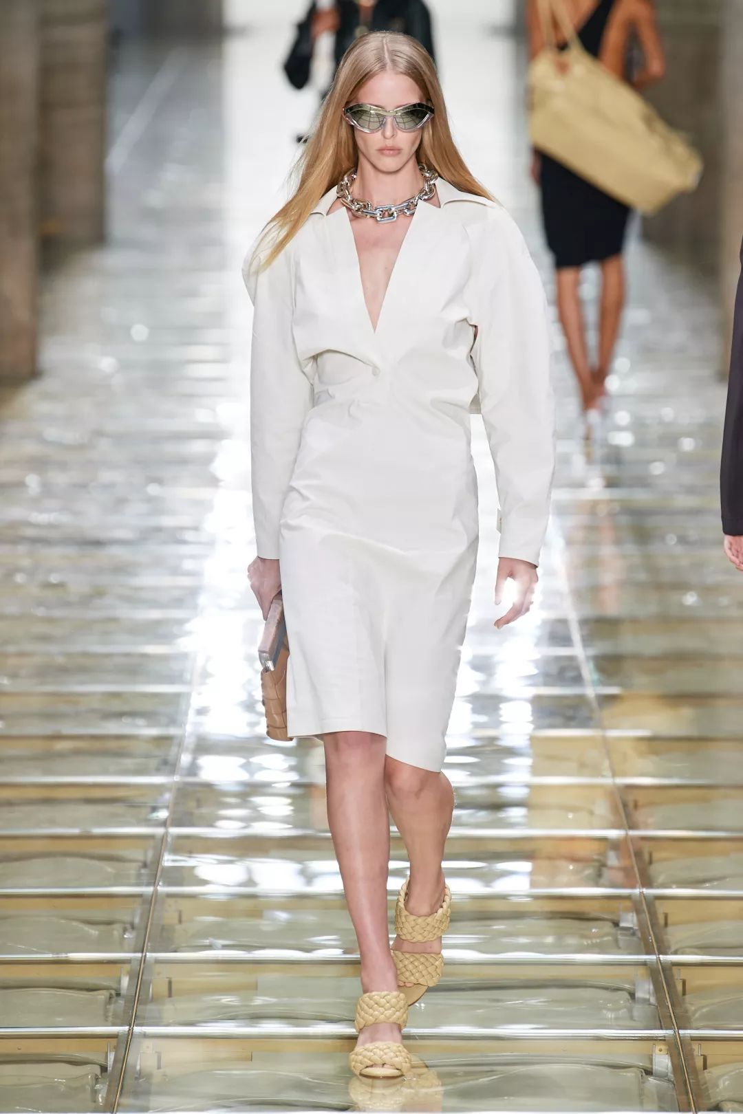 锁定每一个精彩时刻,锁定这8场秀就能包揽全年爆款