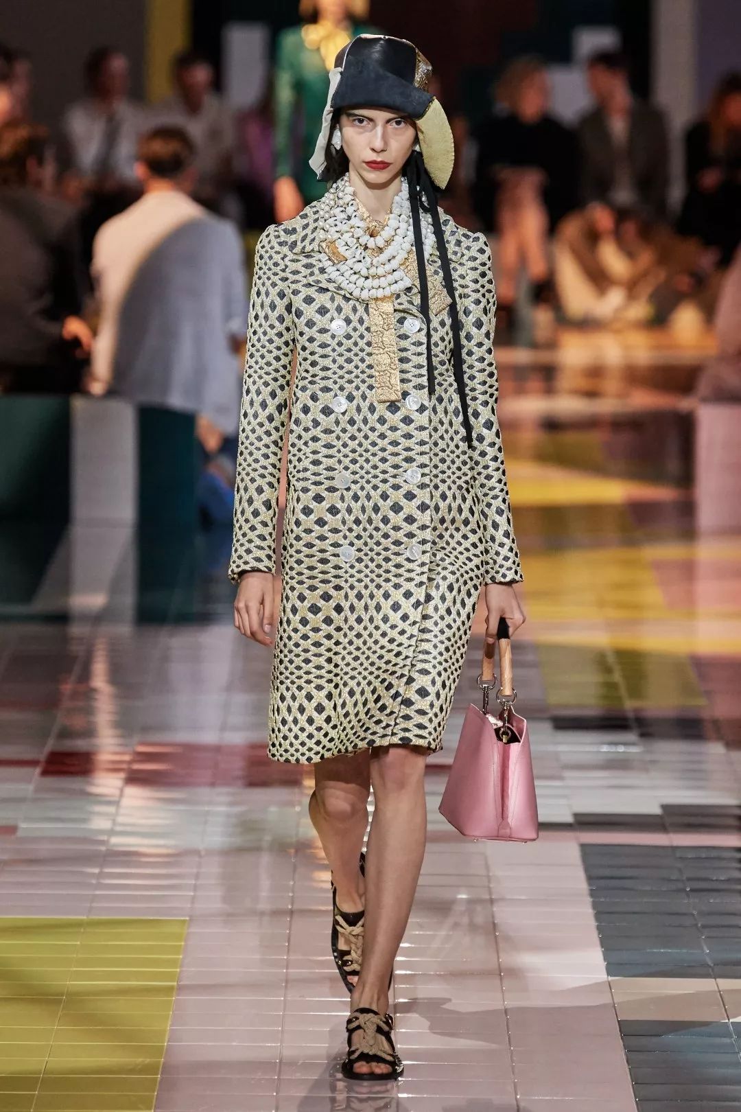 锁定每一个精彩时刻,锁定这8场秀就能包揽全年爆款