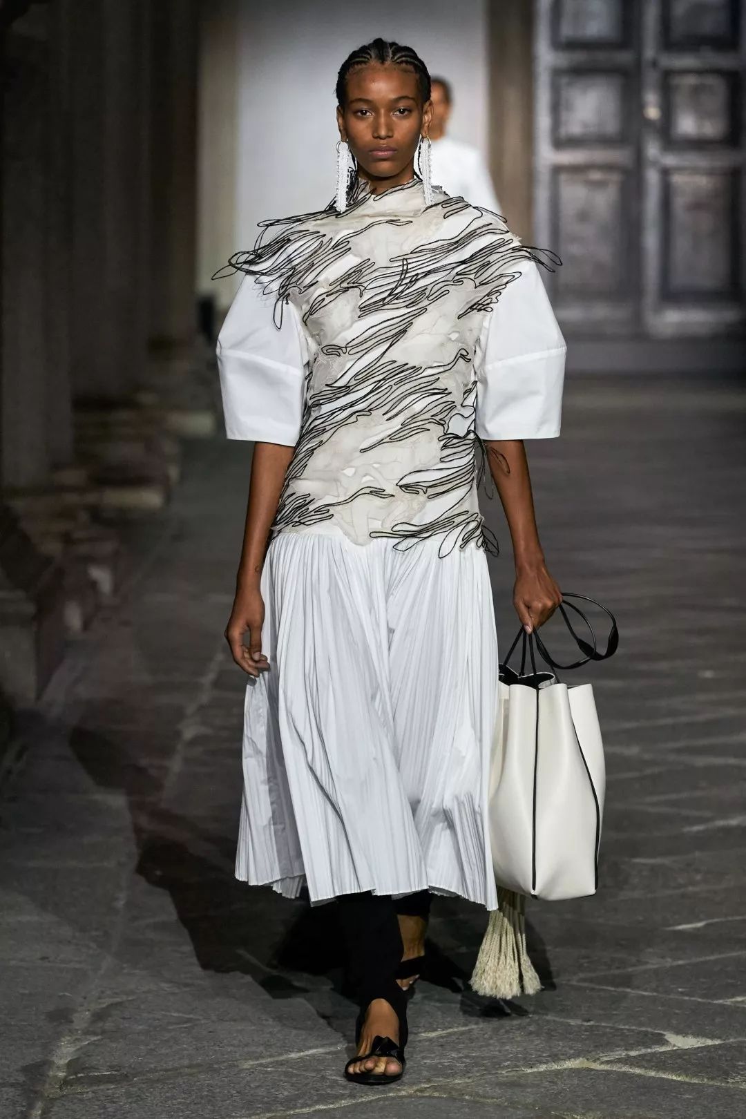 锁定每一个精彩时刻,锁定这8场秀就能包揽全年爆款