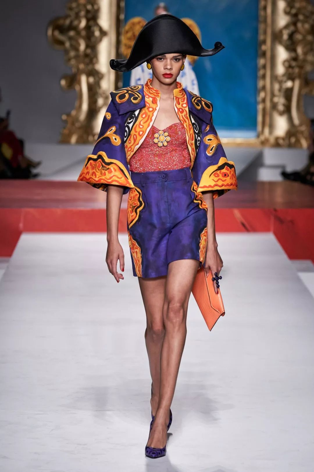 锁定每一个精彩时刻,锁定这8场秀就能包揽全年爆款