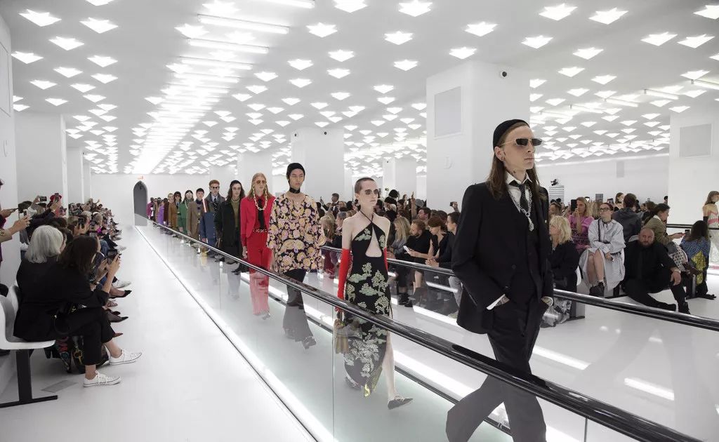 锁定每一个精彩时刻,锁定这8场秀就能包揽全年爆款