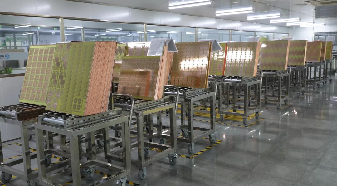 跟着小编探访政务服务中心,涟水中信华电子产业园招聘信息