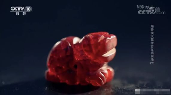 古墓被盗留下的国宝,古墓被盗一口棺材