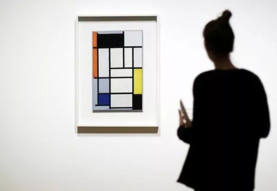 蒙特里安设计师,蒙德里安设计手法