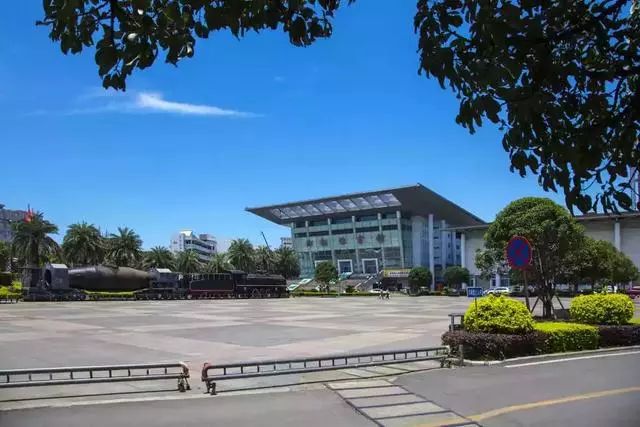 应届毕业生就业新政策国企,柳州毕业生求职创业补贴发放时间