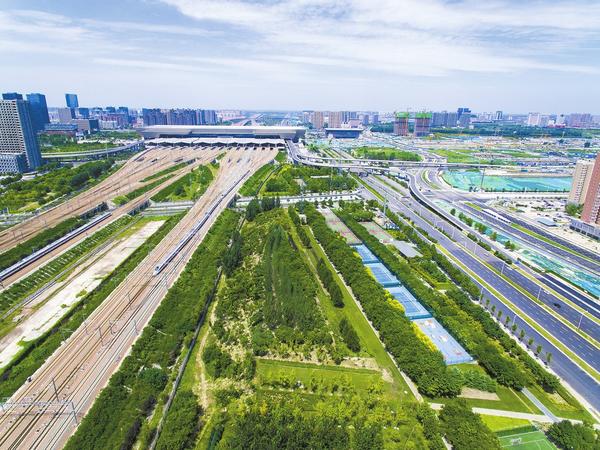 百年“郑枢纽”正在秀出开放的新一面