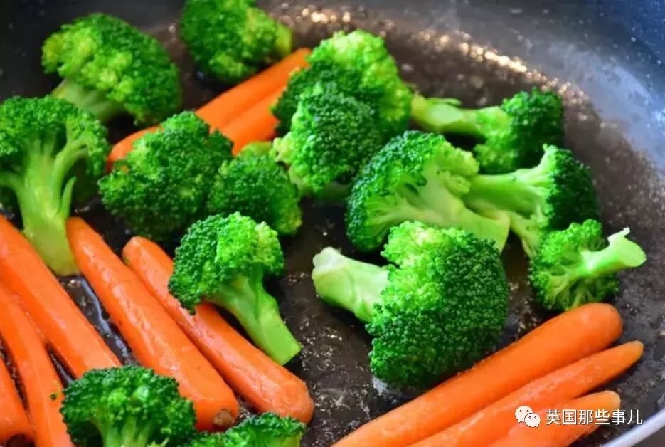 每天只能吃披萨薯条鸡块，看到水果蔬菜就想吐…这也是一种病