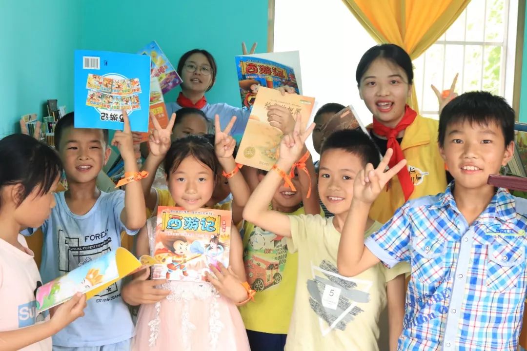 从童年时的“偷书贼”，到组织捐赠1488间图书室，公益如何改变一个人？