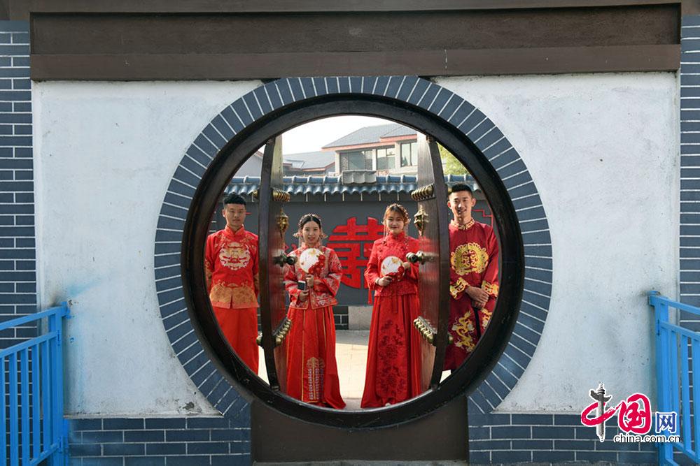 70对夫妻集体婚礼让祖国见证幸福,胶州百人集体婚礼