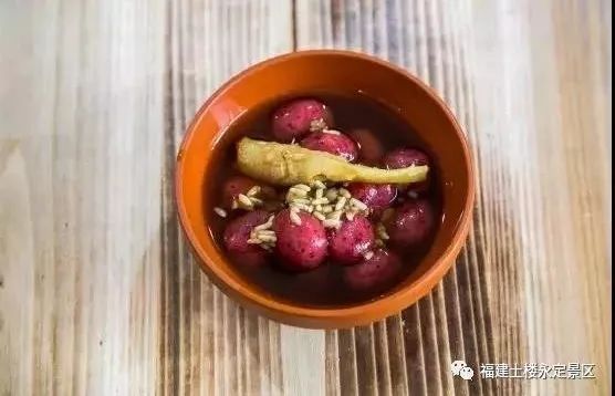 喜迎国庆醉美土楼|借问酒家何处有？拳王争霸风情街！我有酒，你有故事吗？