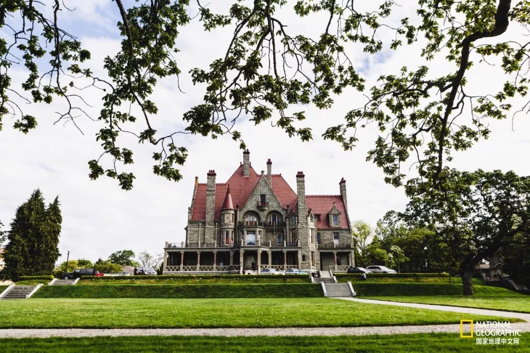 去加拿大必去景点有哪些地方,在加拿大10月中旬旅游地点推荐