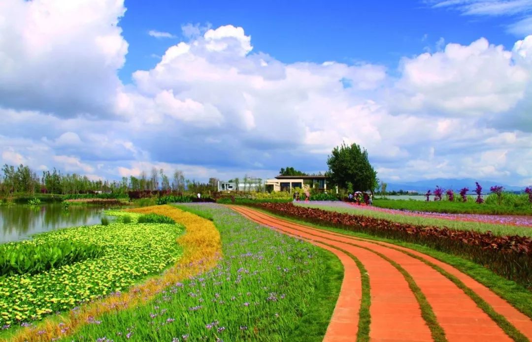 云南国庆黄金周首日,七天假期黄金周