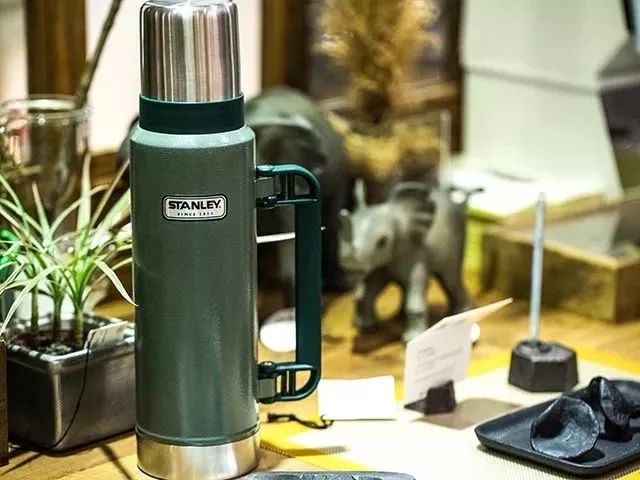 百年老式保温杯盖,老物件新设计保温杯