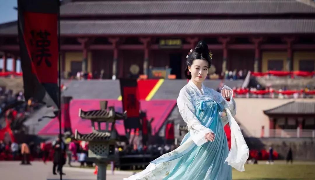 美到窒息的光影秀,美到极致烟花视频