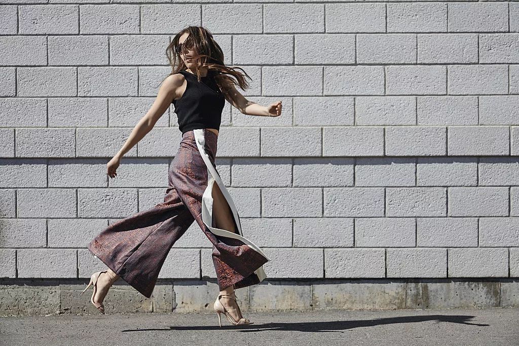 穿什么更时尚,穿什么衣服很时髦好看女生