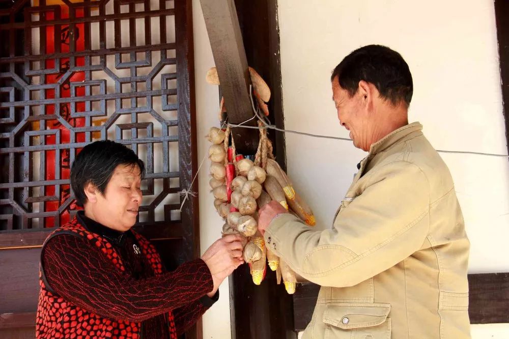 文明实践亮出最美风景线,新时代文明实践站掠影展板