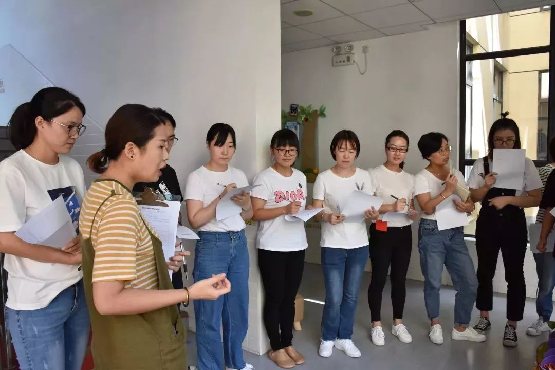 学校热点1|金阳幼儿园：走廊里的“绿”Party