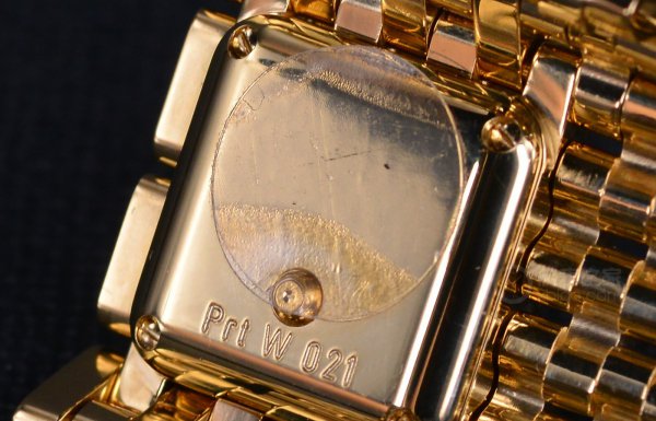 卡地亚猎豹造型腕表,卡地亚全新猎豹高级腕表