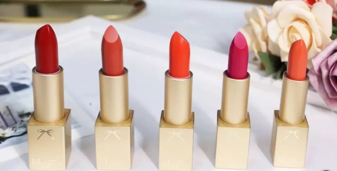 适合黄黑皮的平价口红测评,适合黄黑皮的六种平价口红颜色