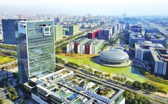 蓝绍敏给园区21名企业高管颁奖！