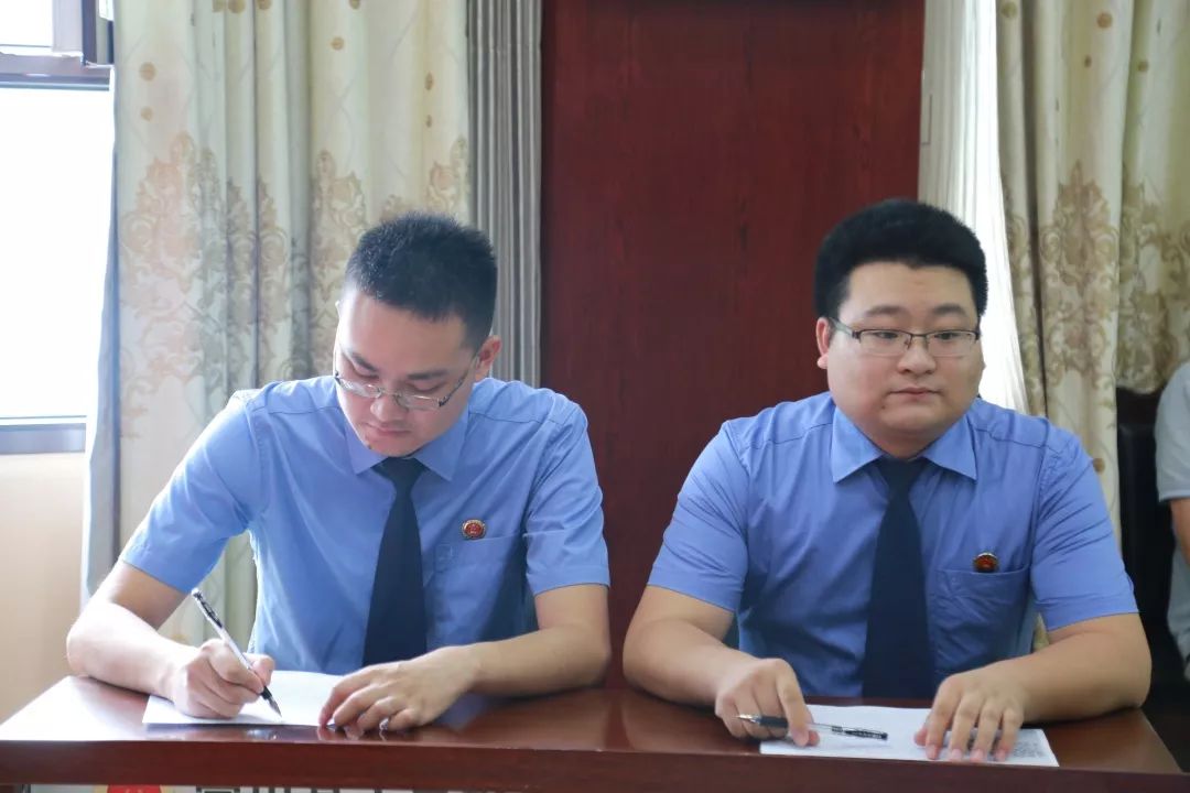 【辩论】舒某帮人代买*品毒**又“退货”，是否构成贩卖*品毒**罪？！