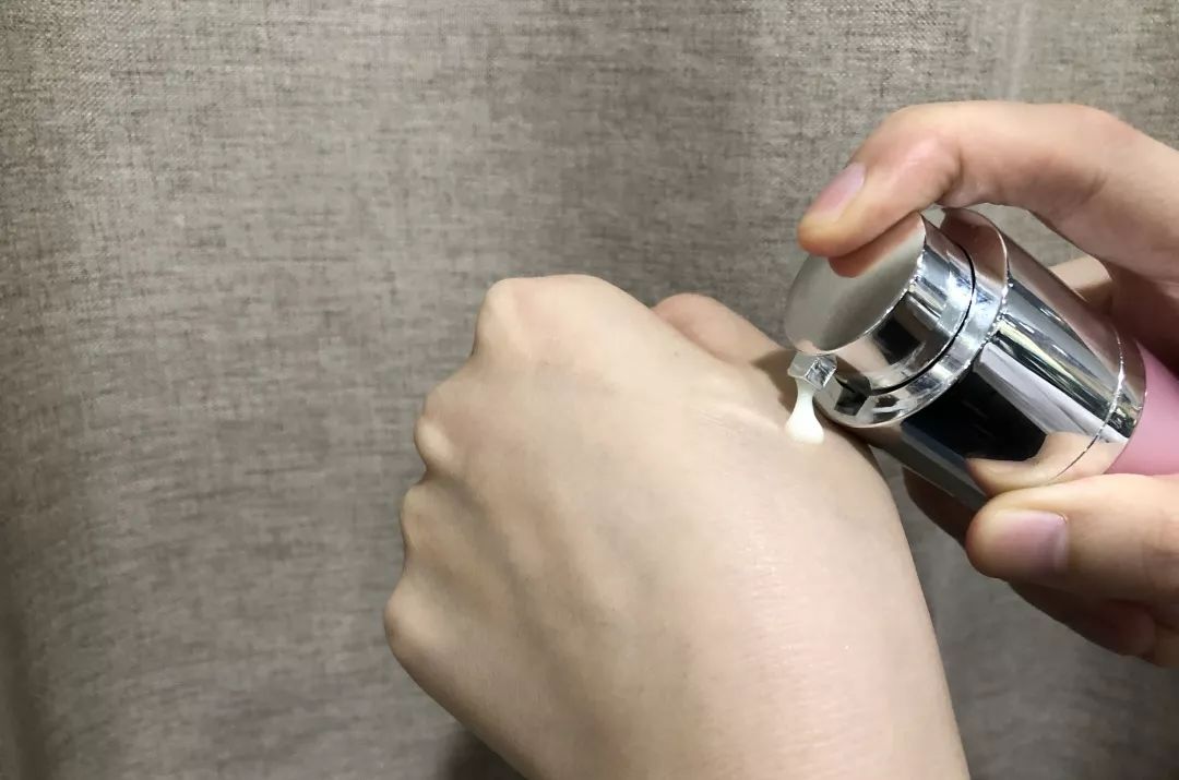 因为它，很多女孩子都不敢轻易笑了