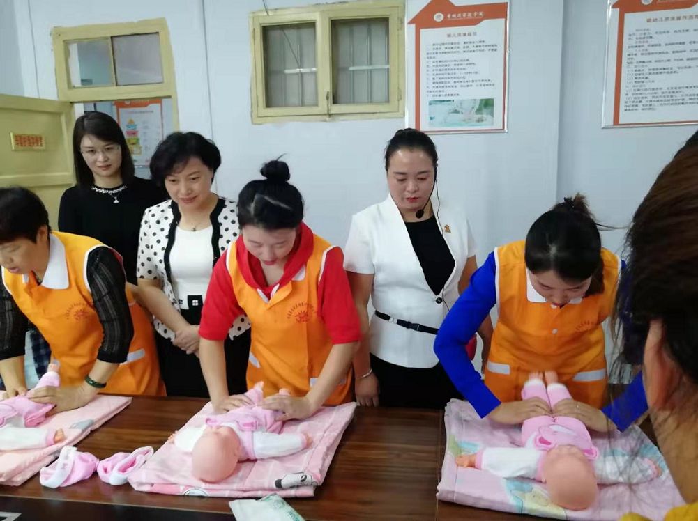 家政服务业提质扩容存在的问题,2023家政服务行业提质